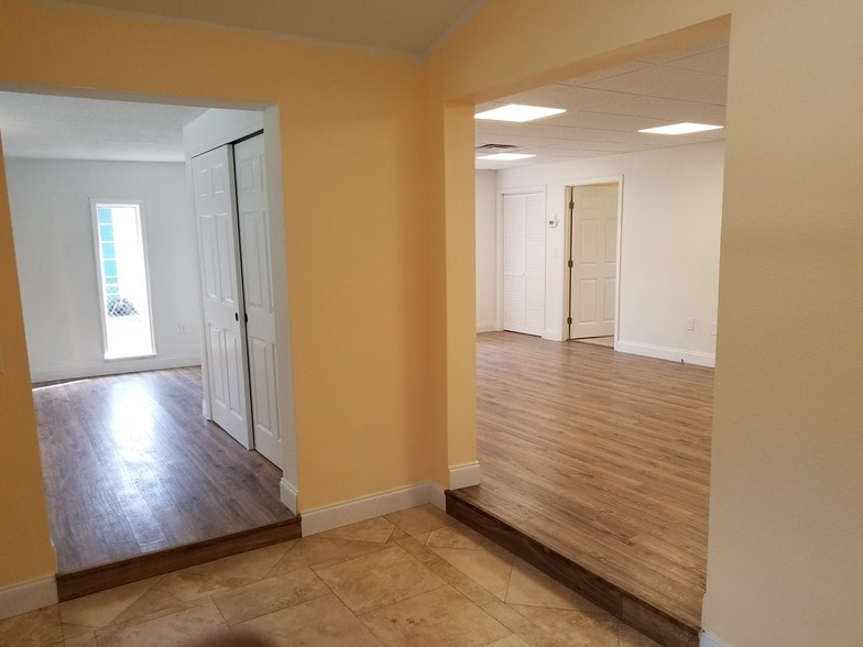 More Photos Of 109 E Robertson St, Brandon Medical For Sale