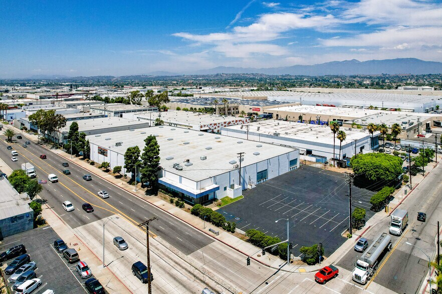 Primary Photo Of 6909 E Washington Blvd, Montebello Warehouse For Lease