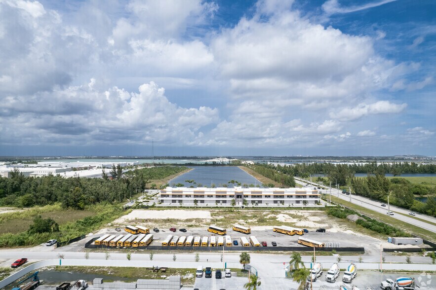 More Photos Of 12750 NW 17th St, Miami Medical For Sale