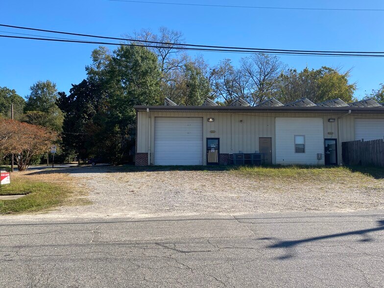 More Photos Of 214 McIver St, Sanford Office For Lease