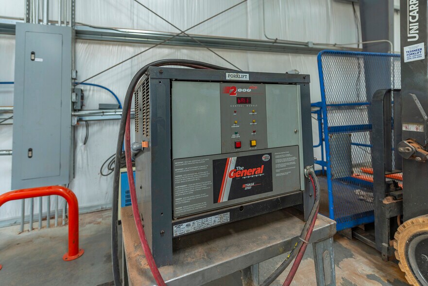 More Photos Of 25 Reeds Way, Flat Rock Industrial For Sale