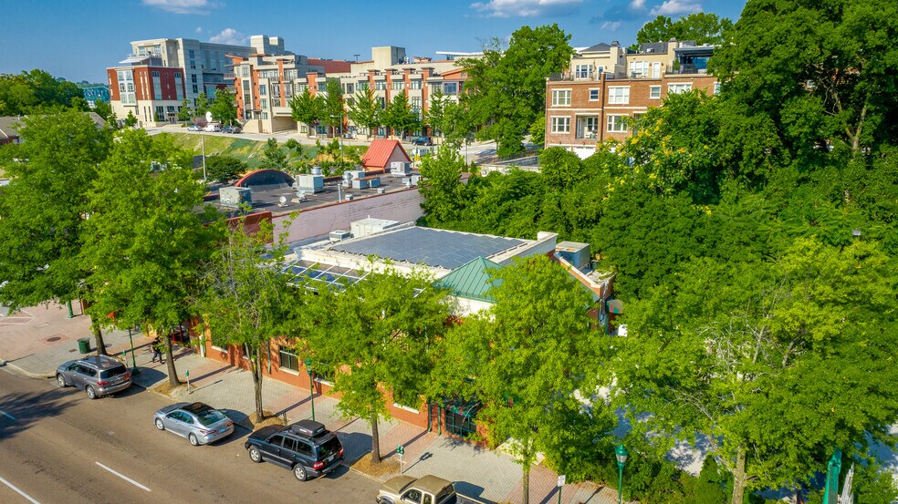 More Photos Of 212 Market St, Chattanooga Restaurant For Sale