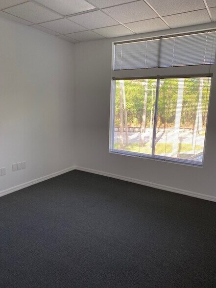 More Photos Of 6000 Sawgrass Village Cir, Ponte Vedra Beach Office For Lease