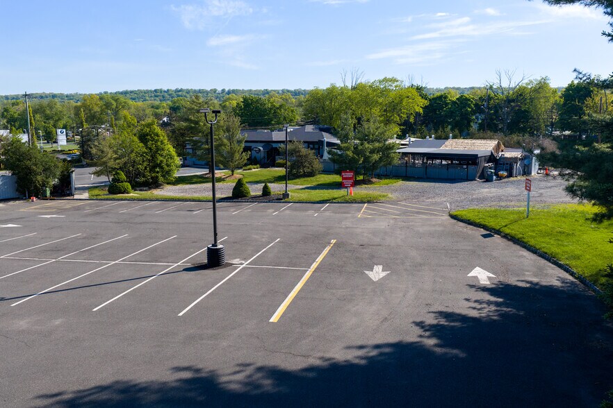 More Photos Of 645 Us Highway 202/206, Bridgewater General Retail For Sale