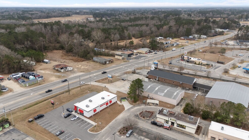 More Photos Of 1840 S Madison St, Whiteville Freestanding For Lease
