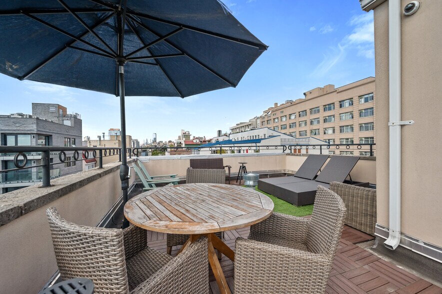 More Photos Of 130 Degraw St, Brooklyn Apartments For Sale