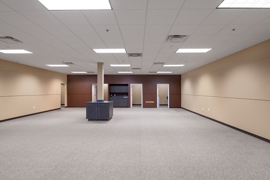 More Photos Of 6909 Old Highway 441, Mount Dora Medical For Lease