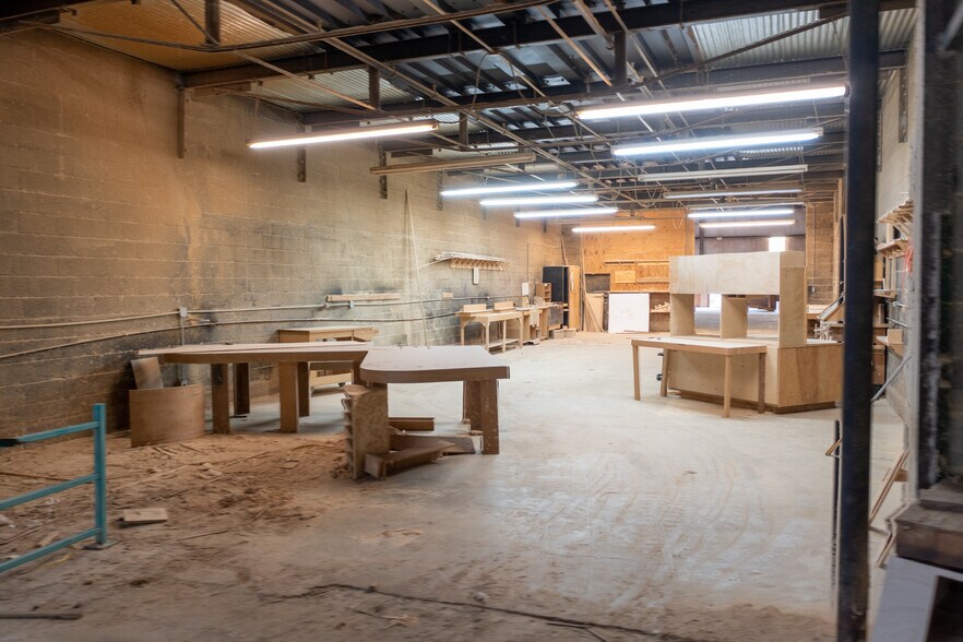 More Photos Of 440 Frankston St, Jacksonville Warehouse For Sale