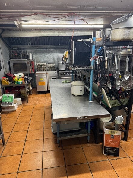 More Photos Of , Cocoa General Retail For Sale