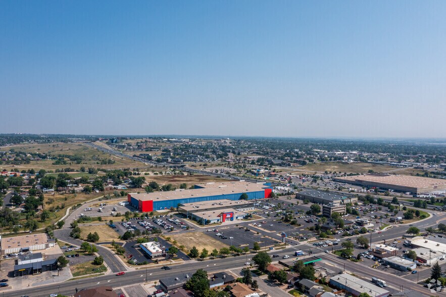 More Photos Of 321 W 84th Ave, Thornton Distribution For Lease