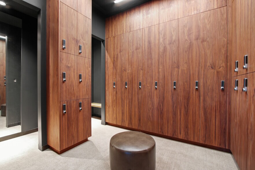 More Photos Of 1627 Pontius Ave, Los Angeles Loft Creative Space For Sale