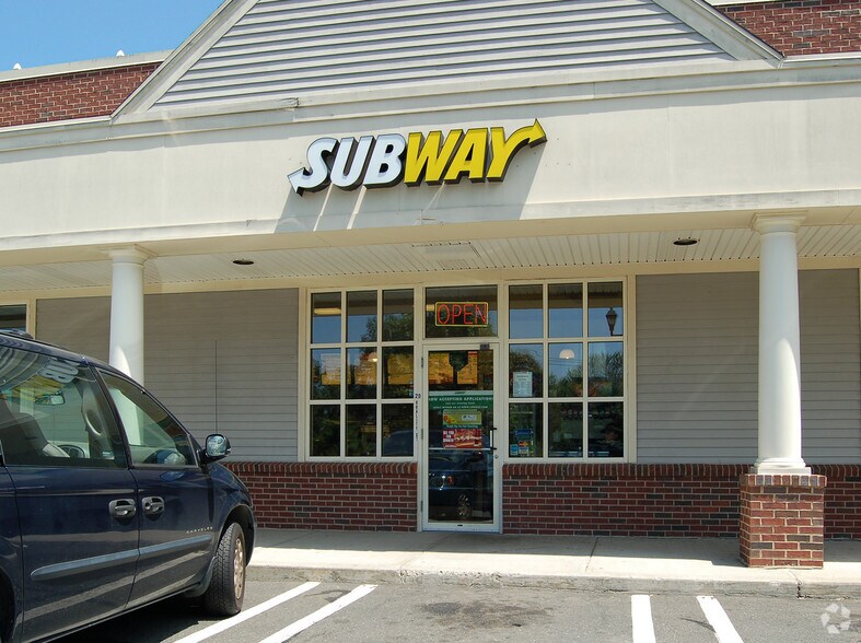 More Photos Of 20-40 Quality St, Trumbull Unknown For Lease