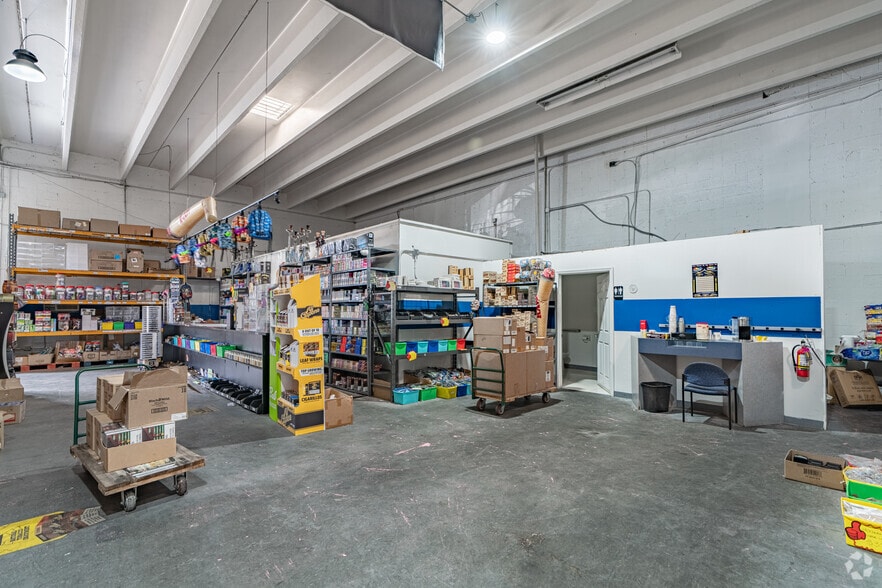 More Photos Of 960-990 NW 10th Ave, Fort Lauderdale Warehouse For Lease