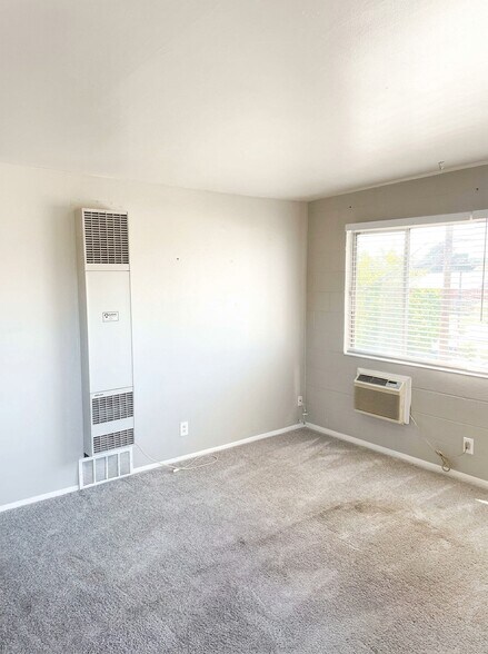 More Photos Of 900 Willow St, Reno Apartments For Sale