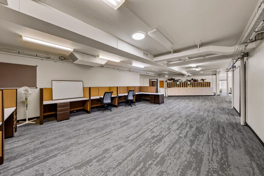 More Photos Of 209 N Pacific Hwy, Talent General Retail For Sale