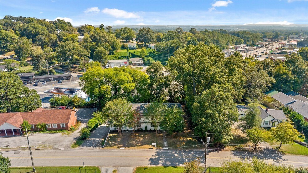 More Photos Of 1026 Greenslake Rd, East Ridge Apartments For Sale