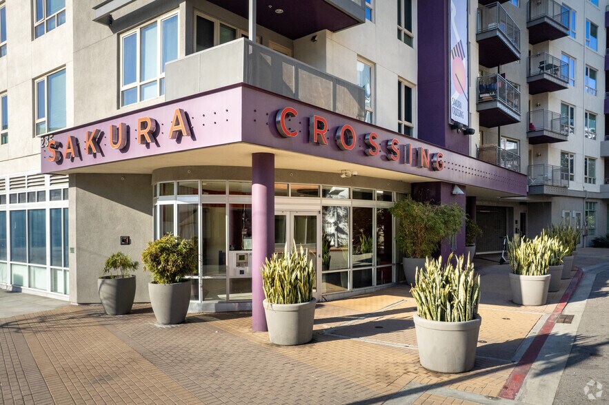 More Photos Of 235-243 S San Pedro St, Los Angeles Apartments For Lease