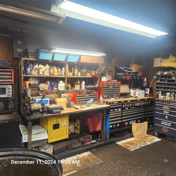 More Photos Of 21802 Hillside Ave, Queens Village Auto Repair For Sale