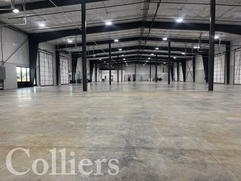 More Photos Of 4160 Lanark St, Meridian Warehouse For Lease