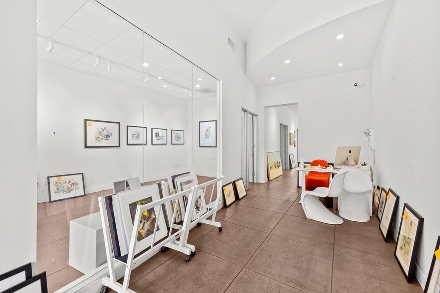 More Photos Of 602-616 Santa Monica Blvd, Santa Monica Loft Creative Space For Lease