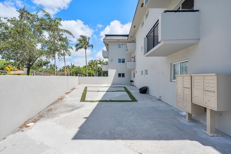 More Photos Of 1101 NE 80th St, Miami Apartments For Sale