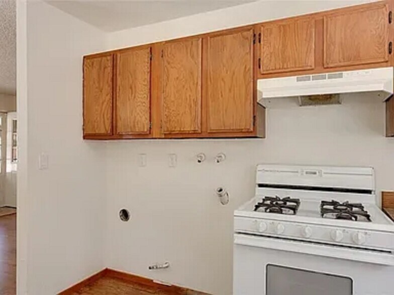 More Photos Of 1017 Greenway Dr, Big Bear City Multifamily For Sale