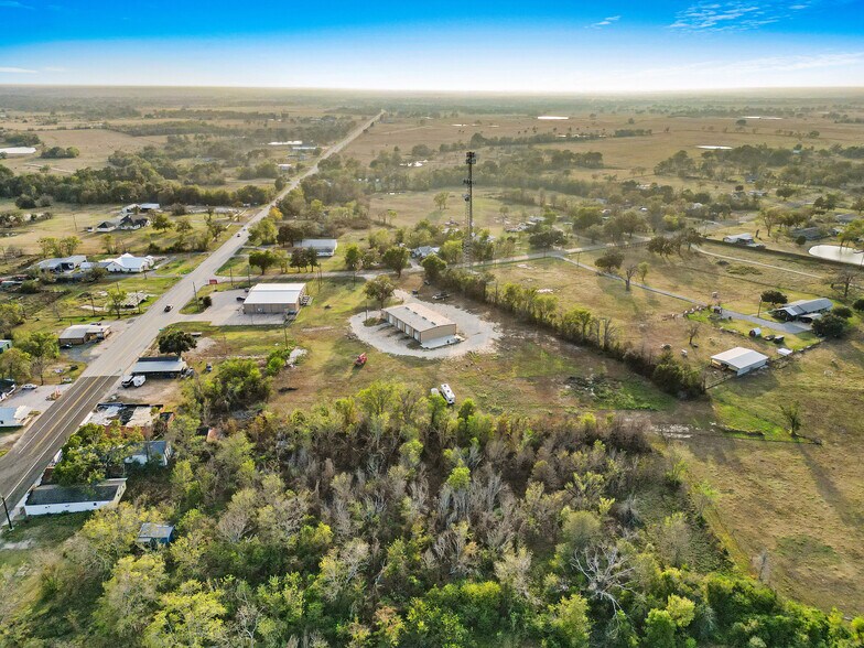 More Photos Of 9360 Osr, Midway Specialty For Sale