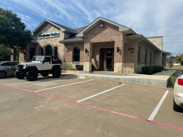Primary Photo Of 3201 Cross Timbers Rd, Flower Mound Office For Lease
