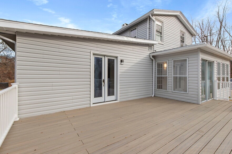 More Photos Of 1100 Calvary Rd, Churchville Flex For Sale