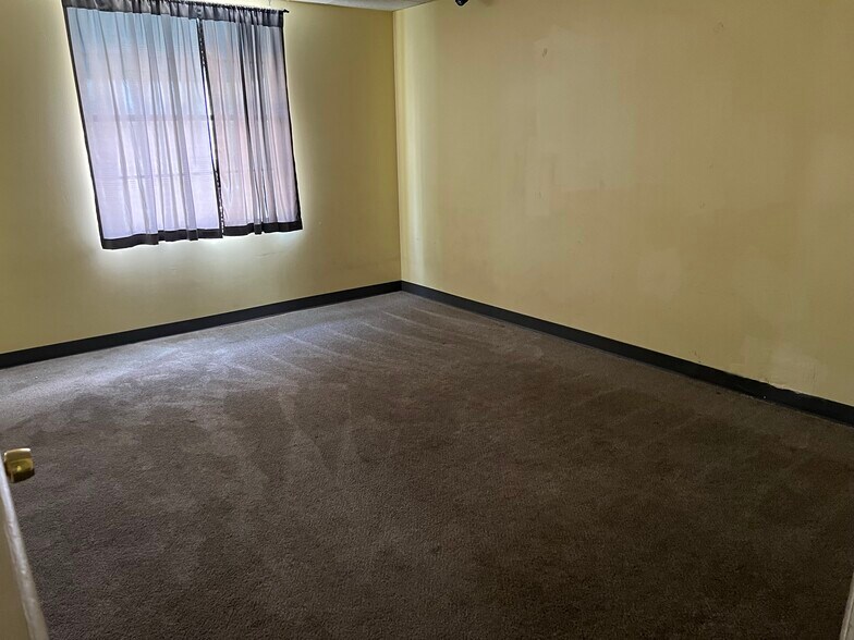 More Photos Of 3715 US Highway 19, New Port Richey Daycare Center For Sale