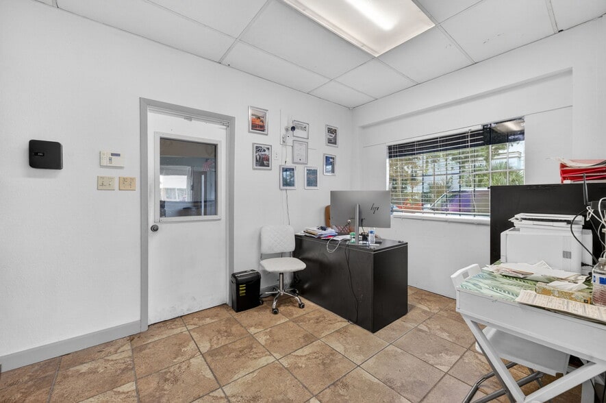 More Photos Of 800-806 W Sr 434, Longwood Auto Repair For Sale