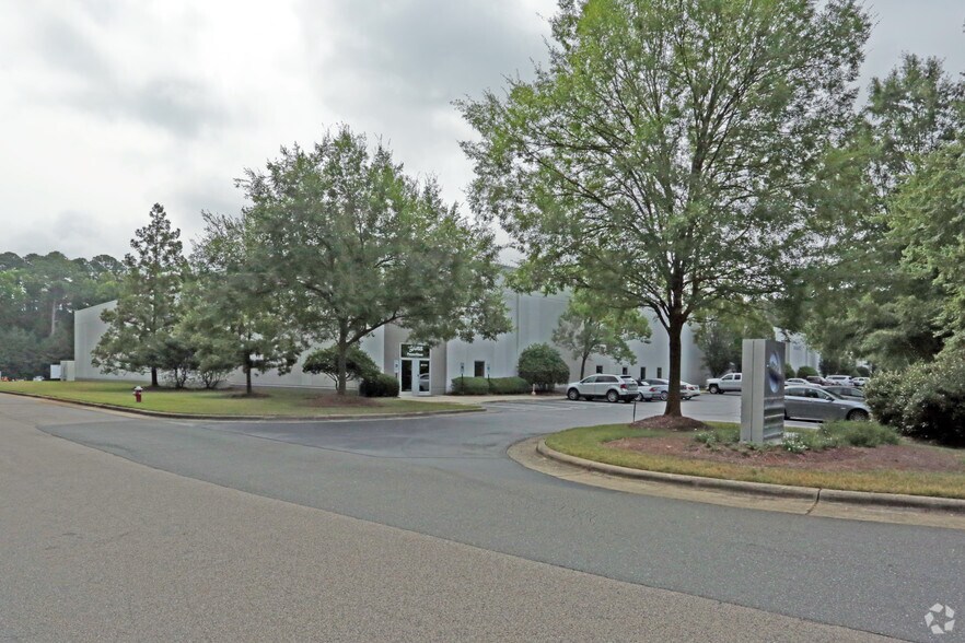 More Photos Of 9200 Globe Center Dr, Morrisville Unknown For Lease