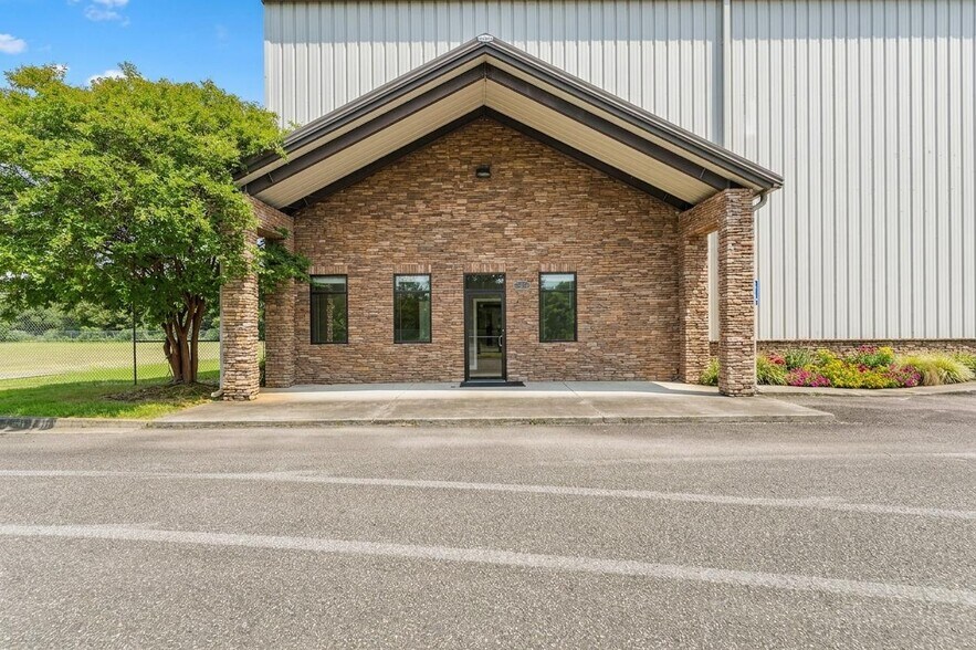 More Photos Of 1972 Red Oak Flats Rd, Dahlonega Warehouse For Sale
