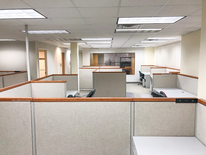 More Photos Of 1177 S 800 E, Orem Office For Lease
