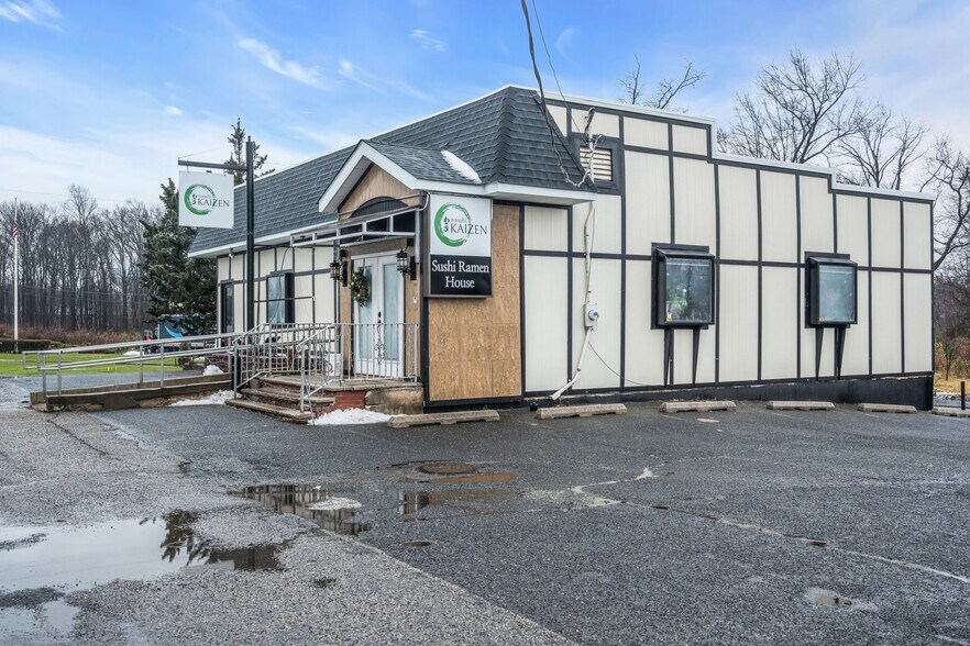 More Photos Of 392 Rt-34, Matawan Restaurant For Sale