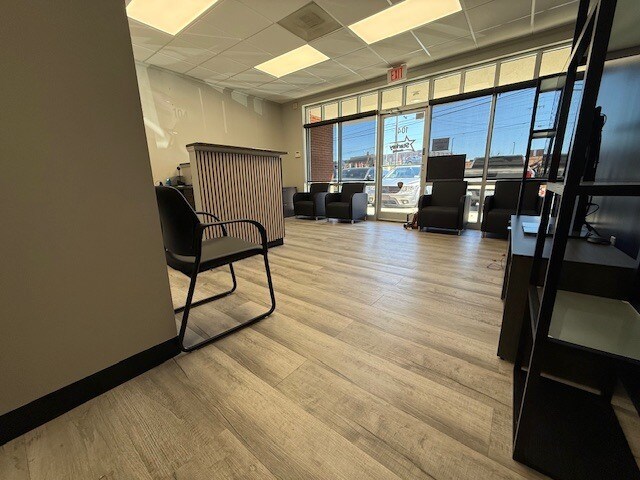 More Photos Of 107 Kilson Dr, Mooresville Office Residential For Lease