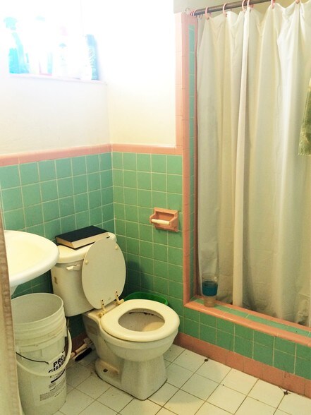 More Photos Of 615-713 NE 3rd St, Hallandale Beach Apartments For Sale