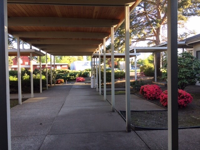 More Photos Of 17175 SW Tualatin Valley Hwy, Beaverton Unknown For Lease