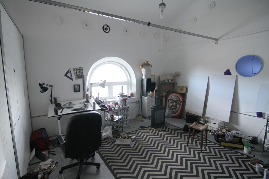 More Photos Of 2400 Curtis St, Denver Loft Creative Space For Lease