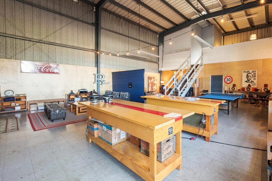 More Photos Of 64-1015 Mamalahoa Hwy, Kamuela Warehouse For Sale