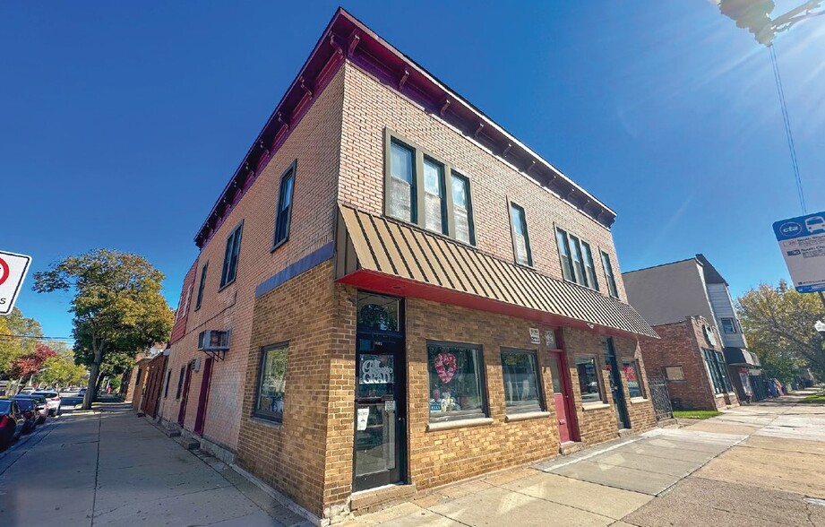 Primary Photo Of 10401 S Ewing Ave, Chicago Apartments For Sale