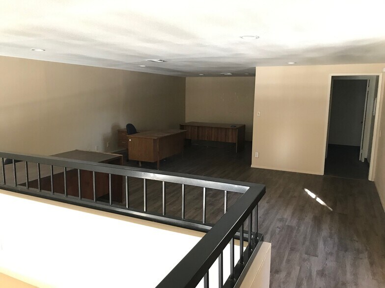 More Photos Of 5 E Yosemite Ave, Madera Office Residential For Sale