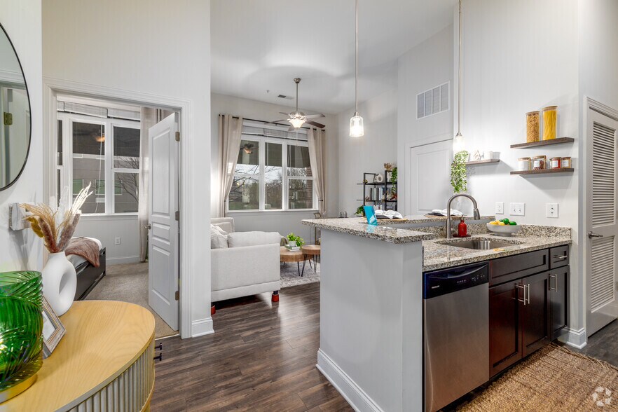 More Photos Of 9336 Kings Parade Blvd, Charlotte Apartments For Lease