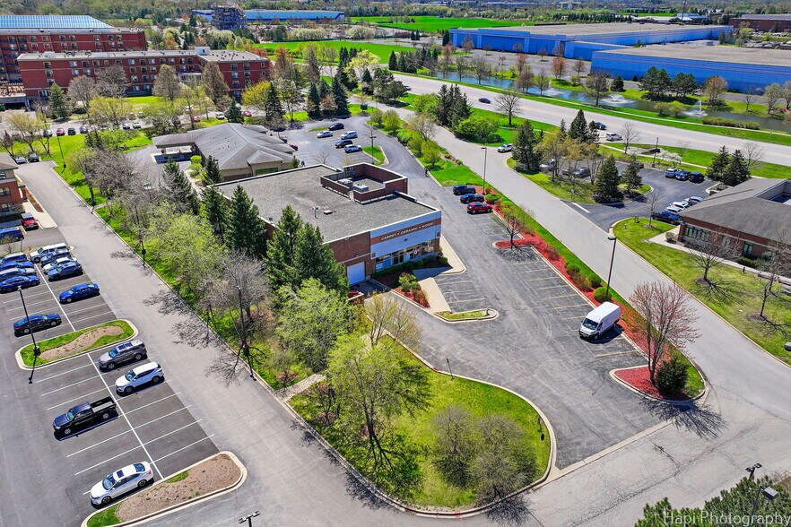 More Photos Of 195 N Milwaukee Ave, Vernon Hills Storefront Retail Office For Sale