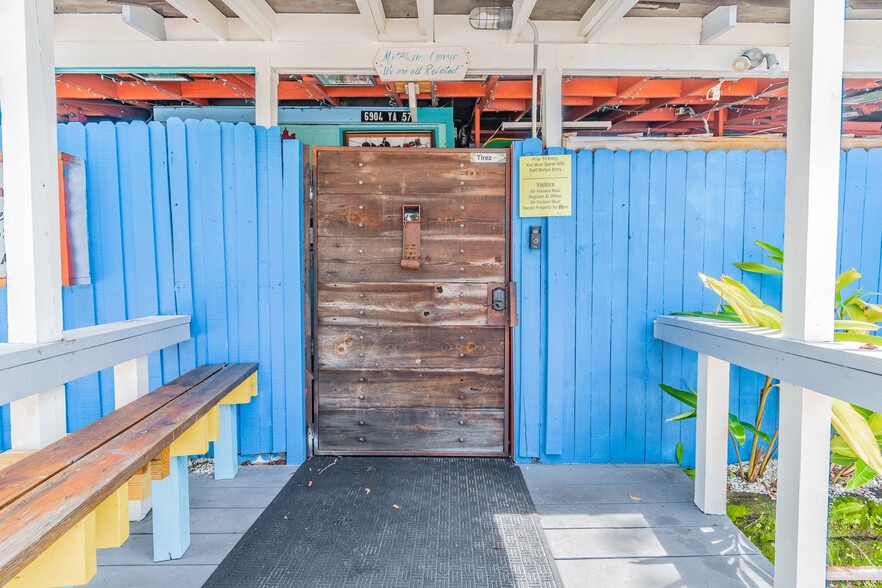 More Photos Of 3109 N Ola Ave, Tampa Hospitality For Sale