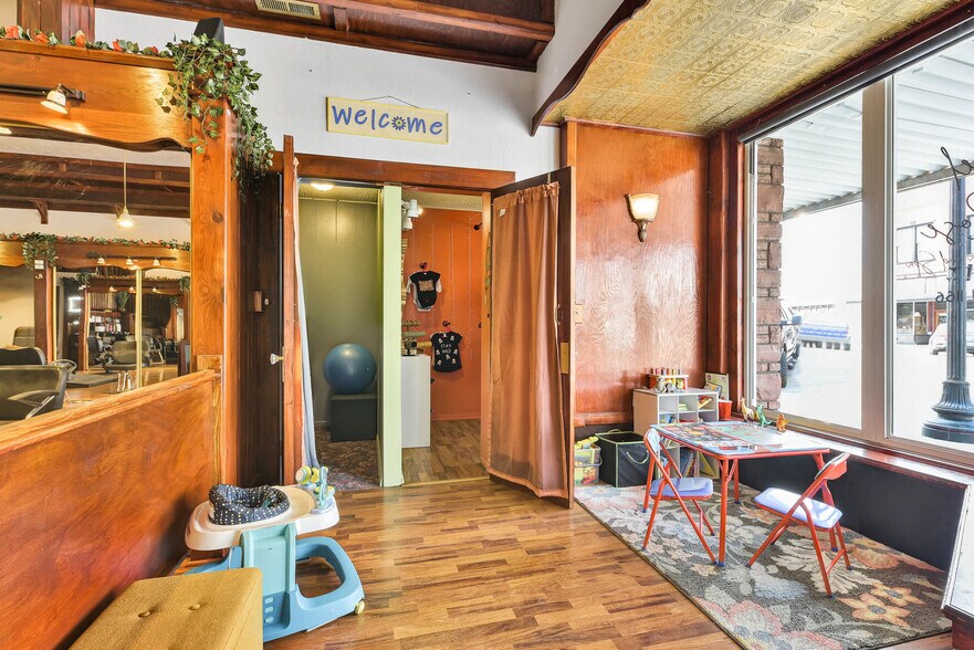 More Photos Of 16 N Main St, Payette Storefront Retail Residential For Sale