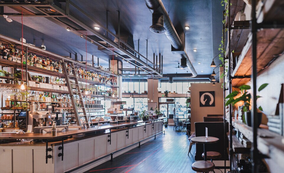 More Photos Of 447 State St, Salem Apartments For Lease