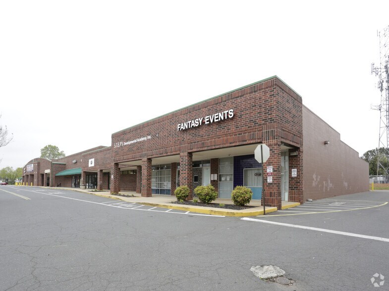 Primary Photo Of 1526 Alleghany Rd, Charlotte Unknown For Lease