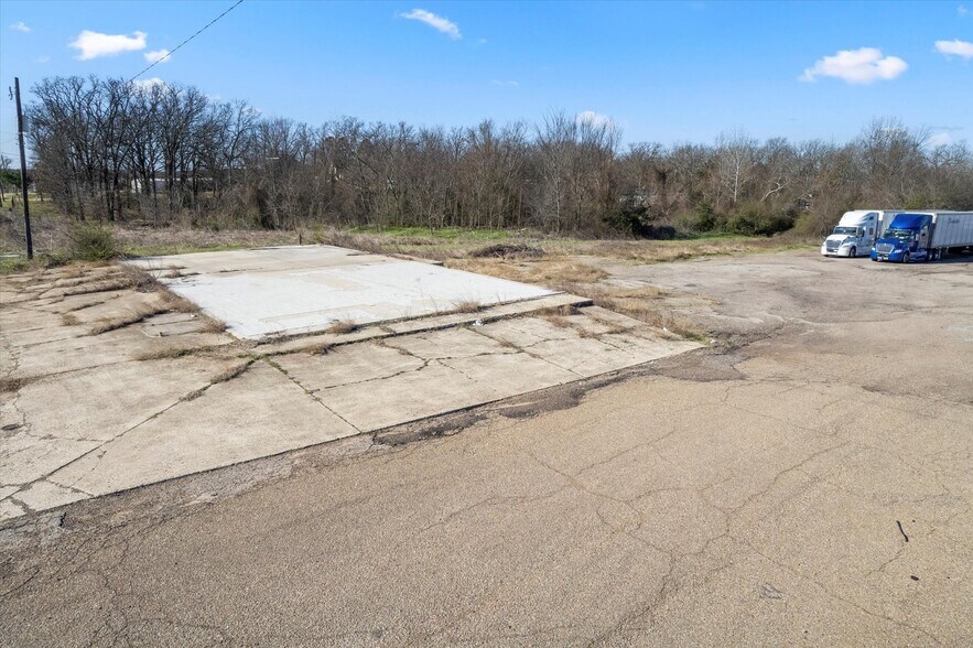 More Photos Of 2 Miller Street, Winfield Land For Sale