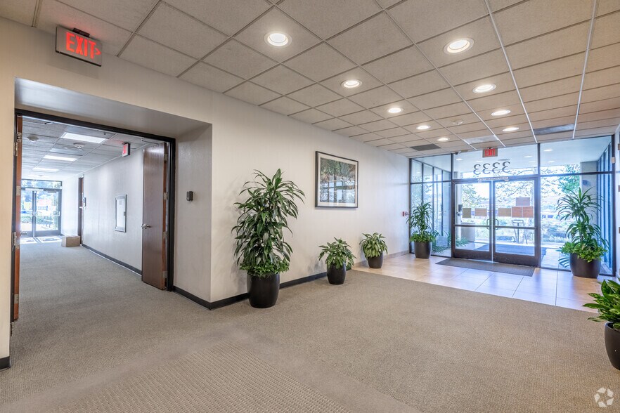 More Photos Of 3333 Camino del Rio S, San Diego Office For Sale